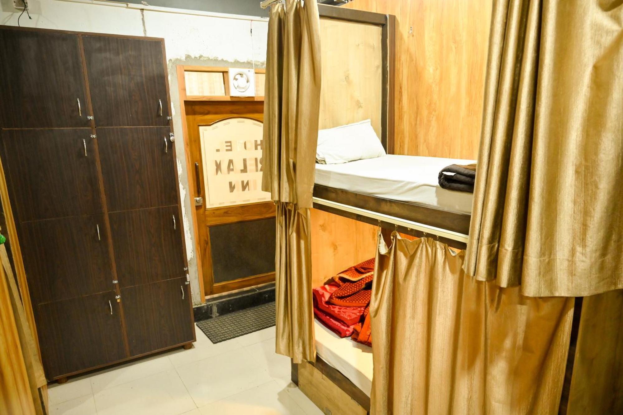 Relax Inn Allāhābād Junction Екстериор снимка